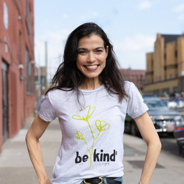 Two Blind Brothers - Womens Women's "Be Kind" Graphic Tee Grey