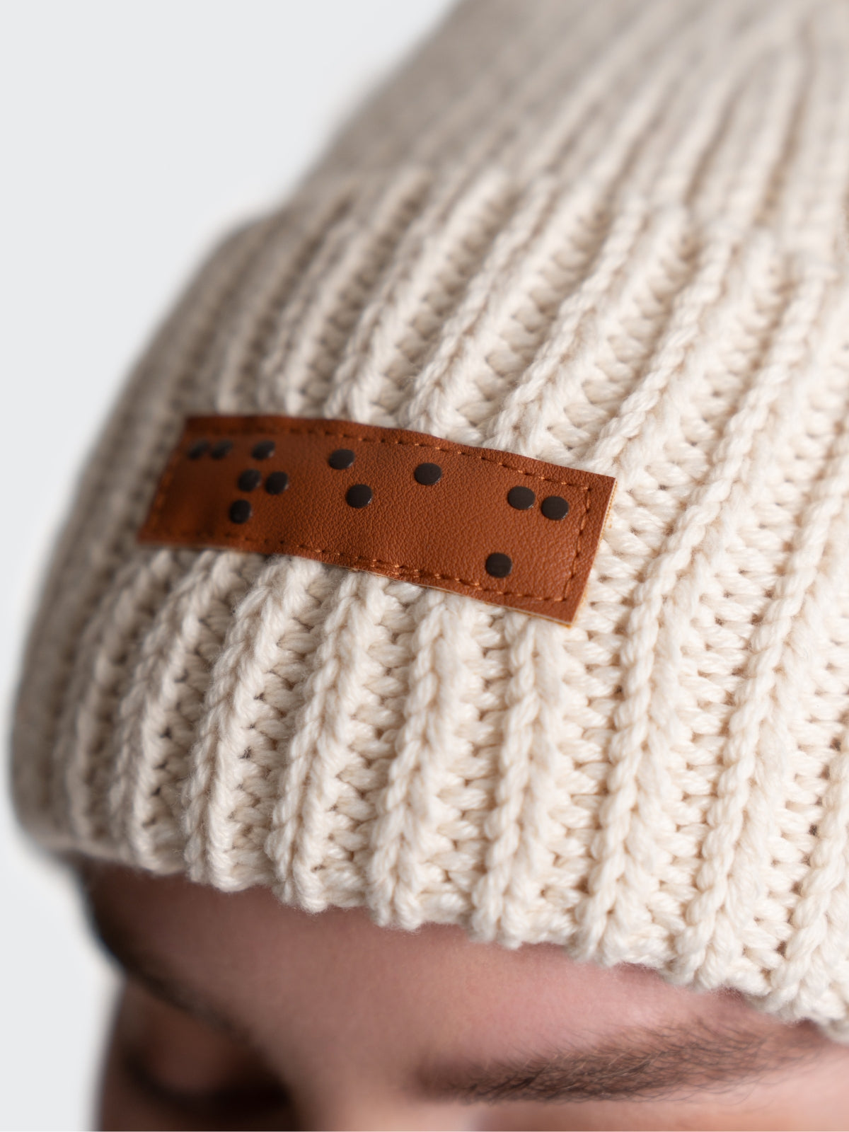 Two Blind Brothers - Gift Chunky Knit Beanie Cream