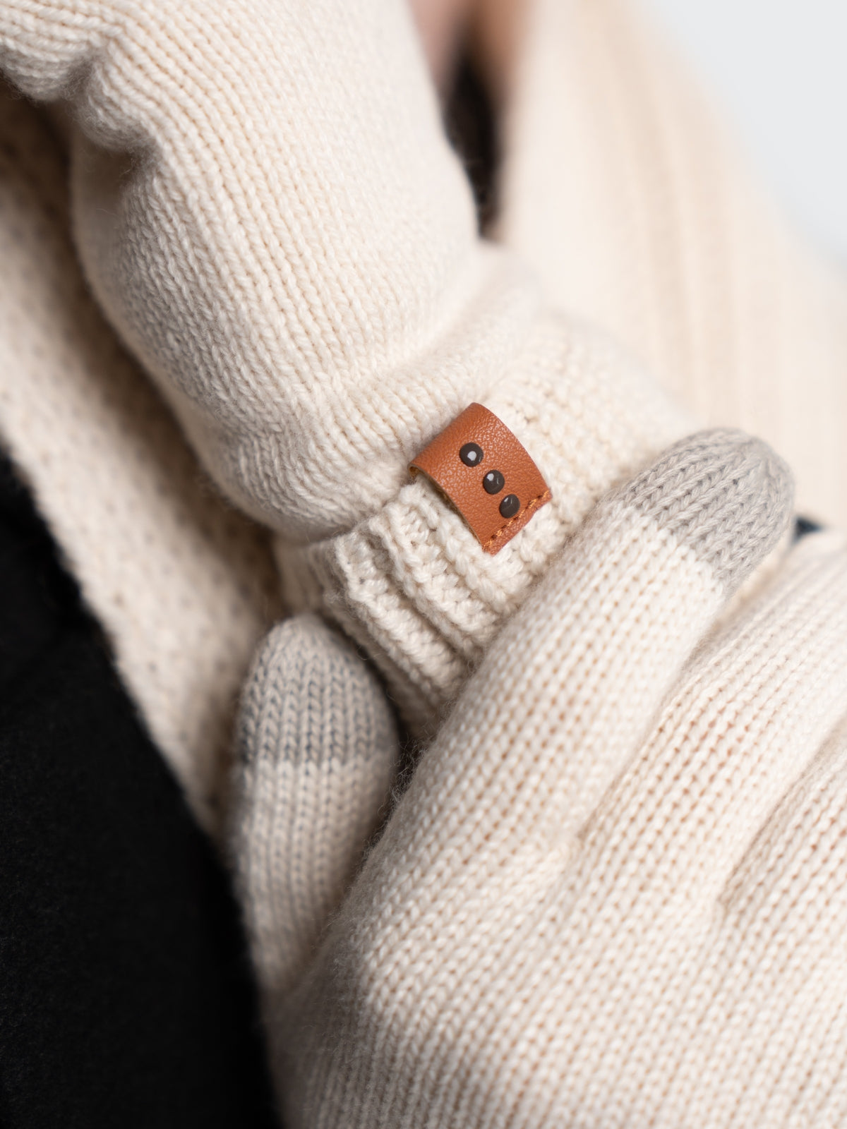 Chunky Knit Gloves – Brothers Two Blind