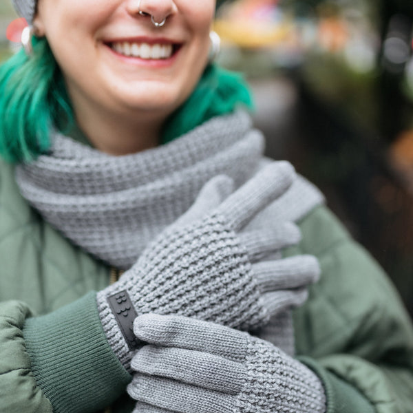 Two Blind Brothers - Gift Waffle Knit Gloves Grey