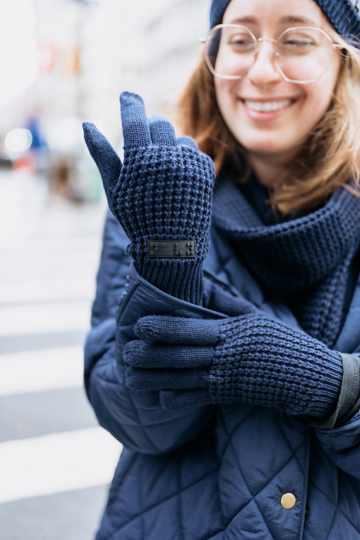 Two Blind Brothers - Gift Waffle Knit Gloves Navy