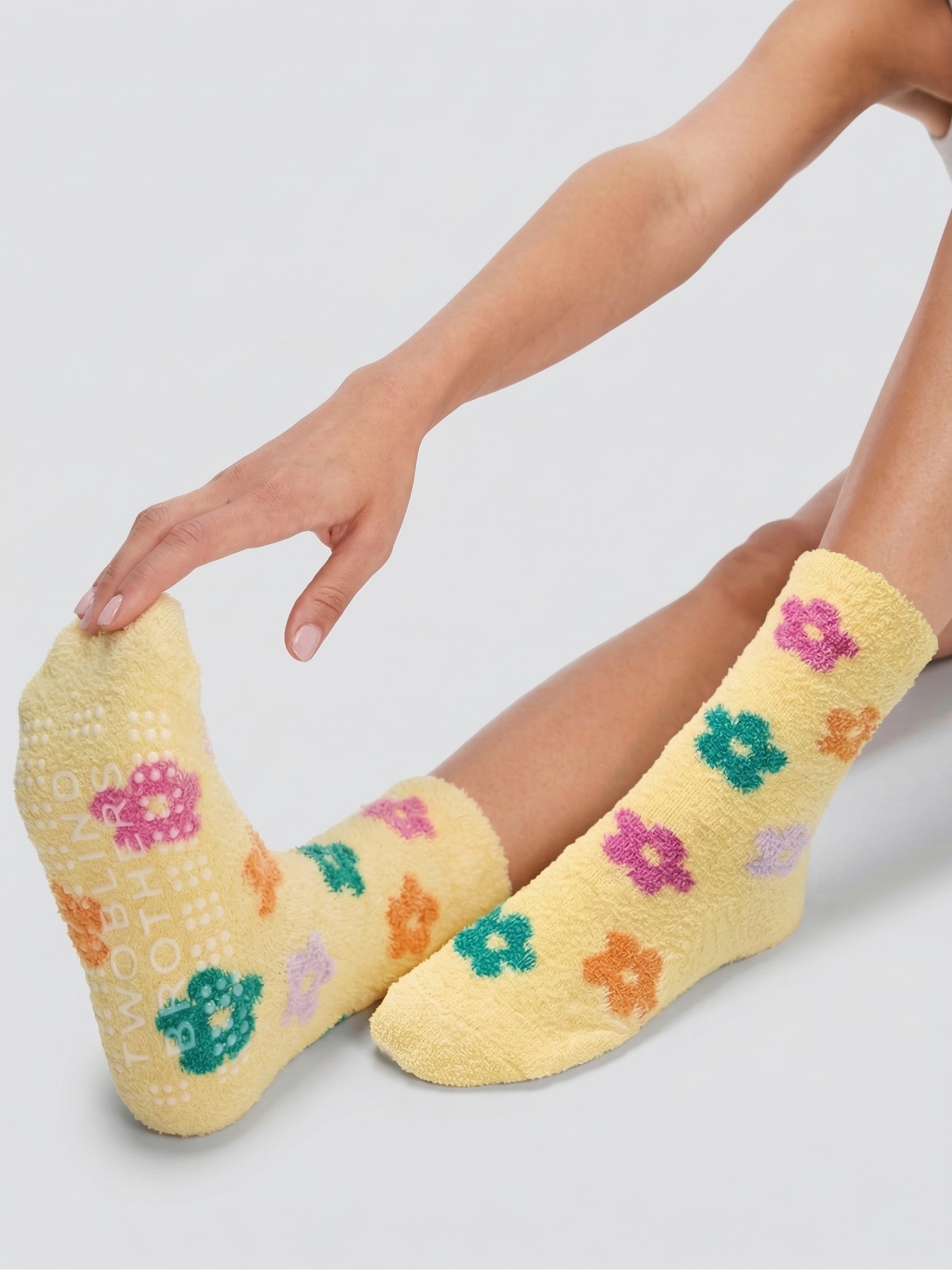 Two Blind Brothers - Gift Fuzzy Sock Bundle (2 Pairs) Yellow-hover