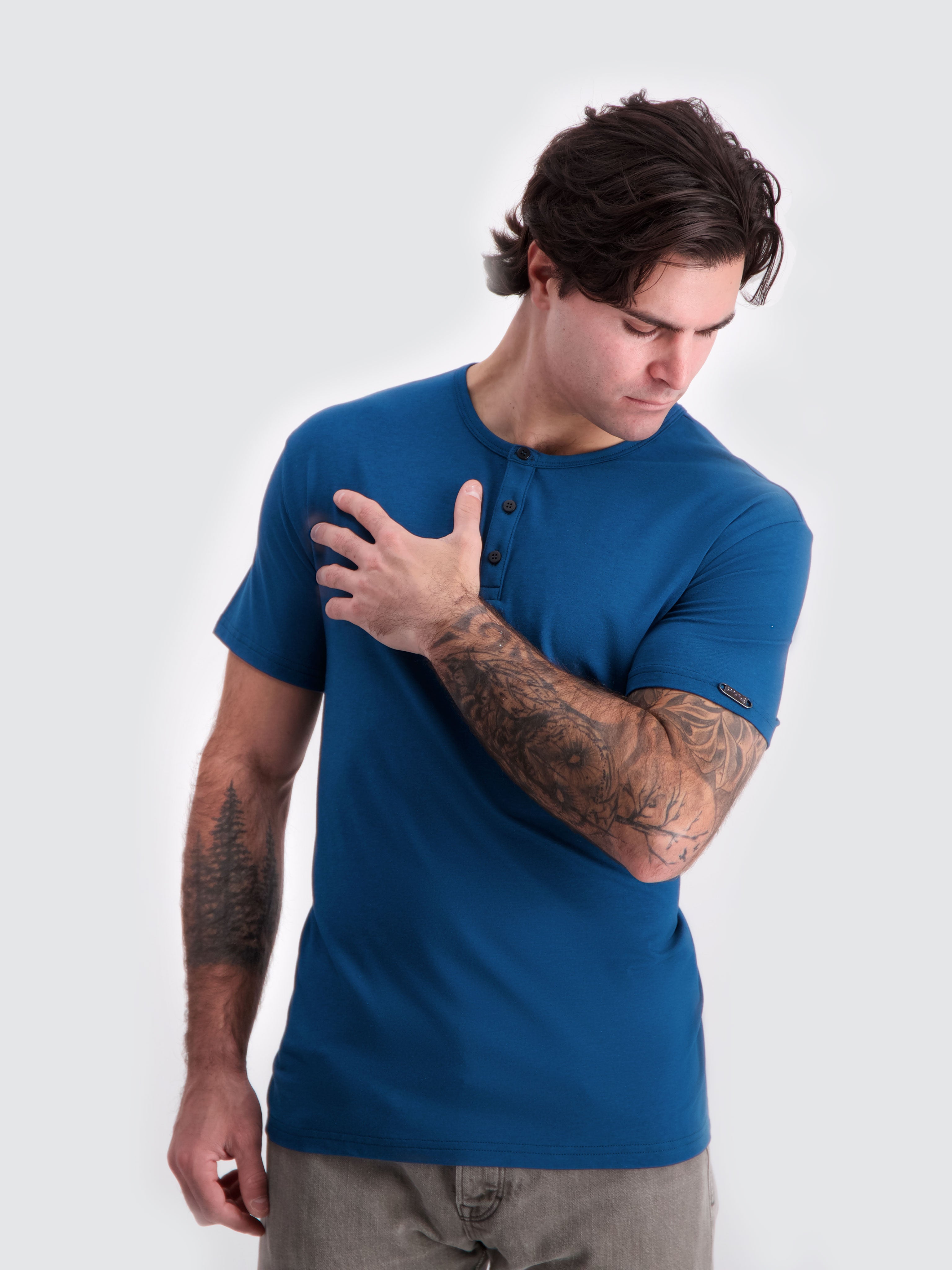 Two Blind Brothers - Mens Men's SS Henley Solid Teal-