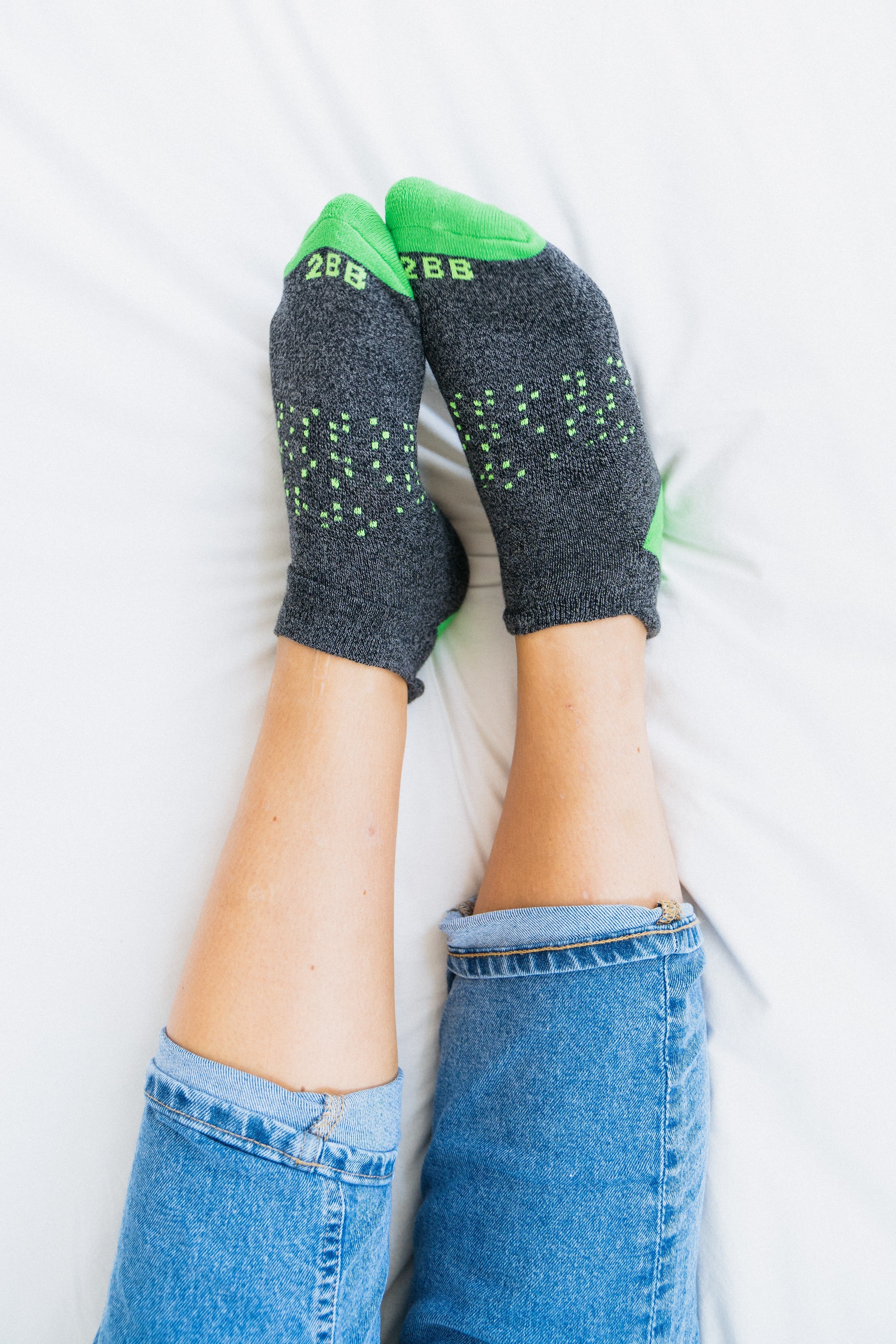 Two Blind Brothers - Gift Ankle Sock Bundle (4 Pairs) Green