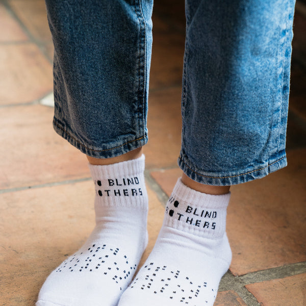 Two Blind Brothers - Gift Coolmax Quarter Sock Black + White Bundle (2 Pairs) White