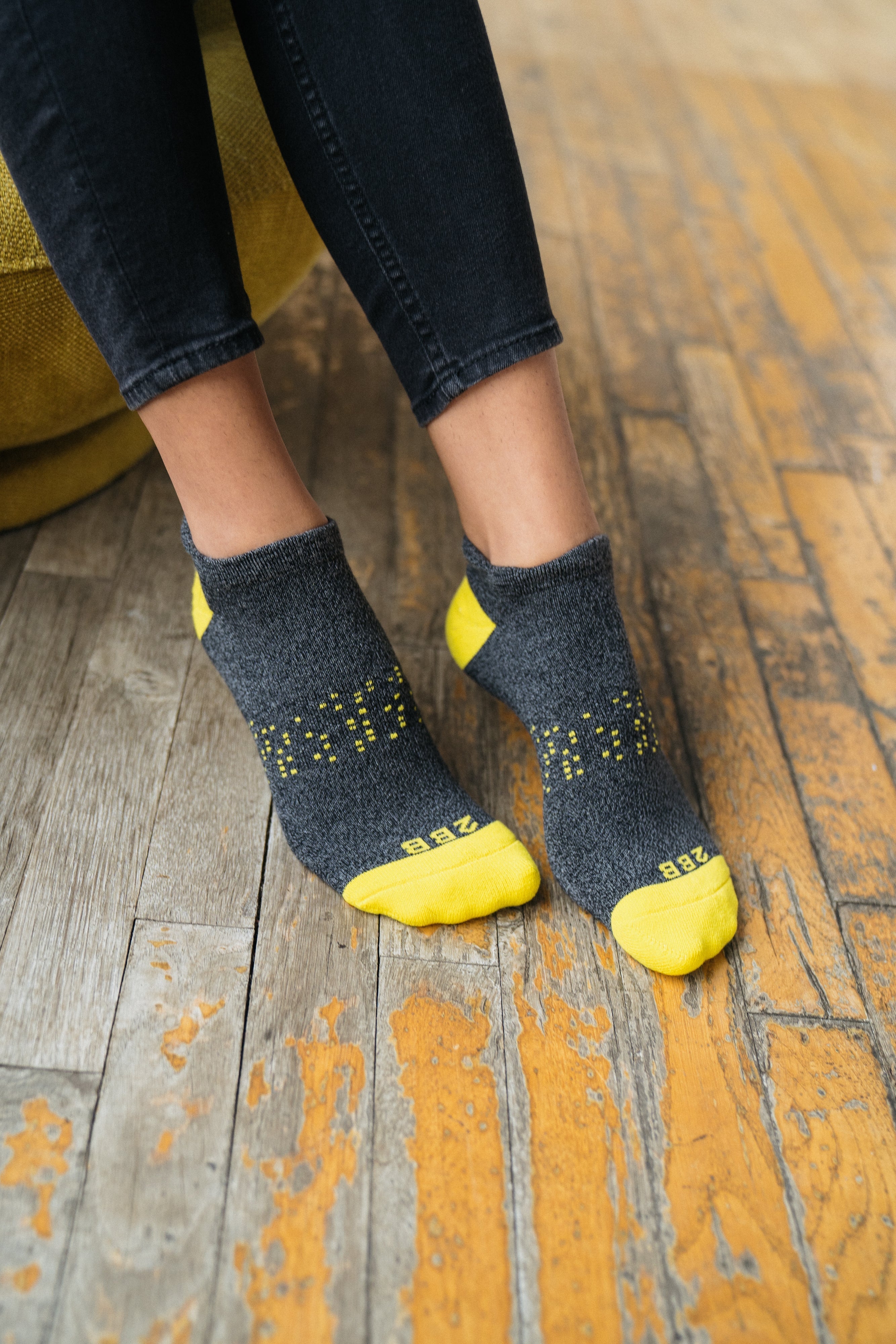 Two Blind Brothers - Gift Ankle Sock Bundle (4 Pairs) Yellow