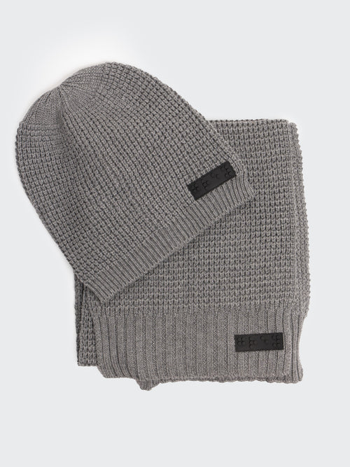 Waffle Knit Beanie & Scarf Set in Grey