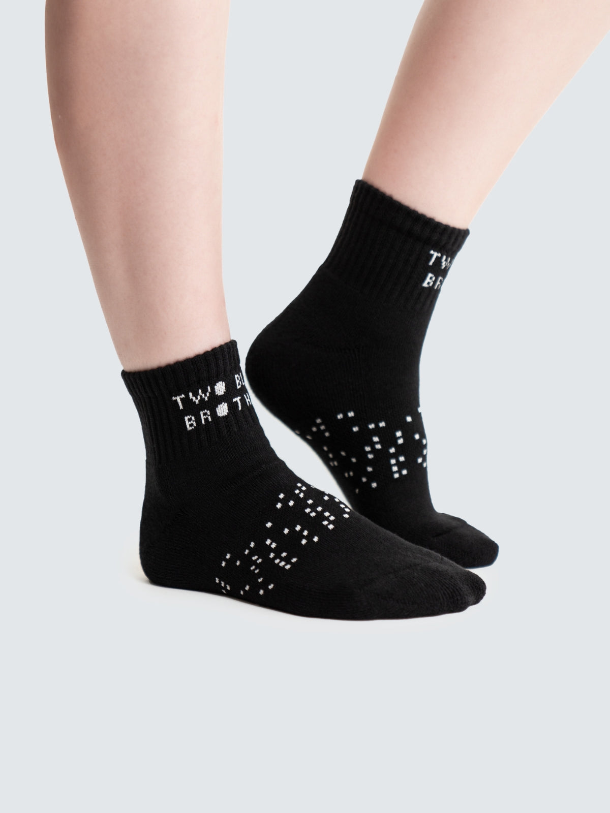 Two Blind Brothers - Gift Coolmax Quarter Sock Black + White Bundle (2 Pairs) Black